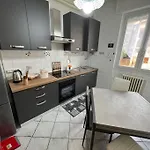 Orio Relax 24h Airport 1 - 3 Minute From Arrival By Bus Διαμέρισμα *