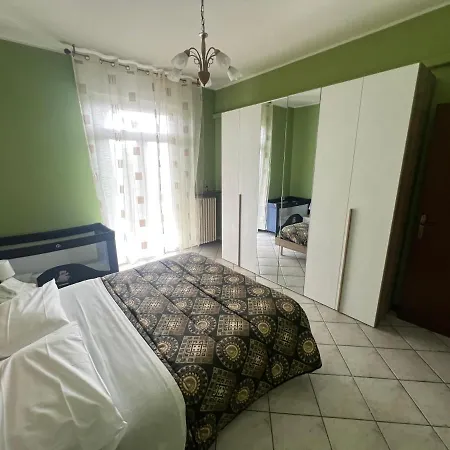 Orio Relax 24h Airport 1 - 3 Minute From Arrival By Bus Μπέργκαμο