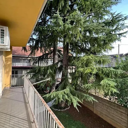 Апартаменты Orio Relax 24h Airport 1 - 3 Minute From Arrival By Bus Бергамо